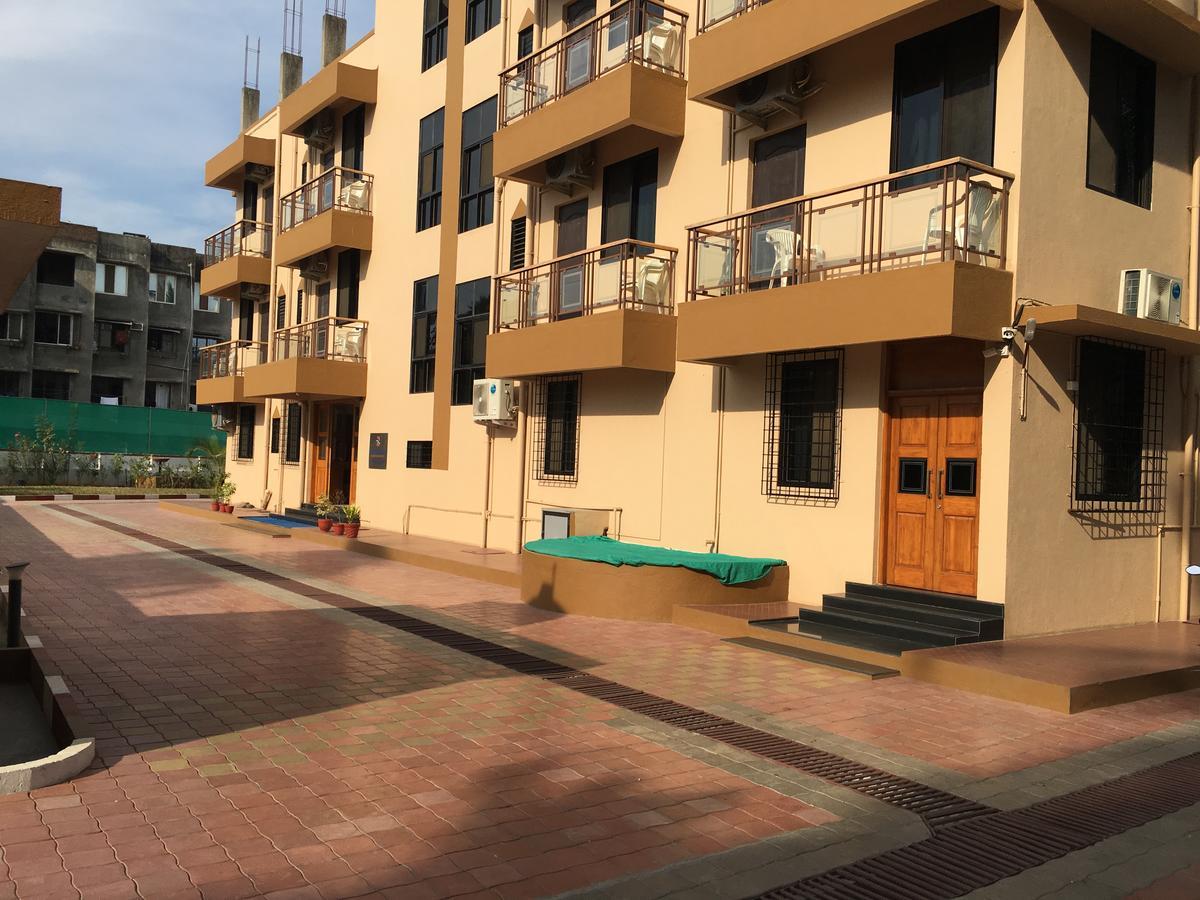 Hira Laxmi Residency Hotel Alībāg Esterno foto